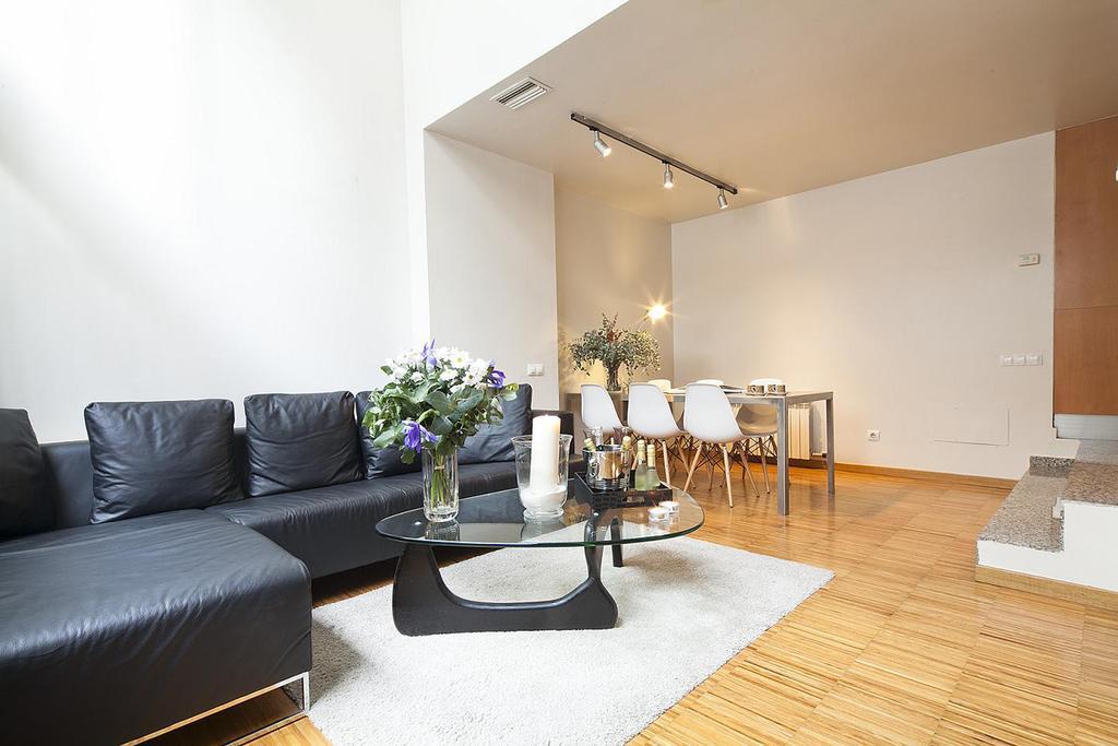 Apartment Barcelona Rentals - Park Gueell Apartments Esterno foto